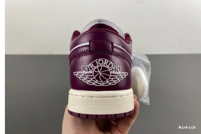 1 Low Jordan DC0774-161 0820